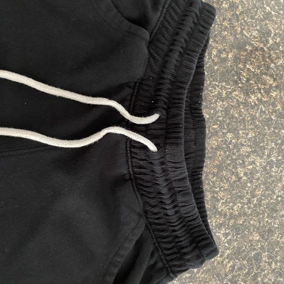 Cat and Jack girls sweatpants black (size 7/8) - Picture 3 of 5